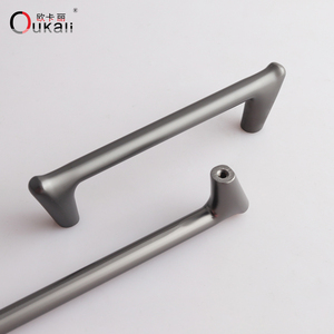 Hot Selling Modern Luxury Zinc Alloy Handles for China's Premium <strong>Door</strong> Handles Hotel Dining Apartment Use Brass Metal 96mm - Product Image 5