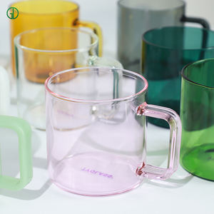 تخفيضات كبيرة أكواب زجاجية مصنوعة يدويًا من البورسليكات كوب عصير منزلية مستديرة الشكل كوب زجاجي بمقبض - Product Image 4