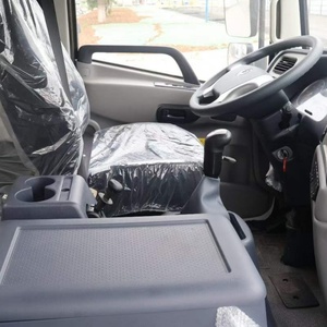 Camión Cisterna de Agua 6x4 en Venta, Camión Cisterna de Agua 4x2 de 12,000 Litros, Camión Cisterna con Tanque de Agua, Transmisión Manual Diésel, Camión Cisterna para Limpieza de Carreteras - Product Image 6