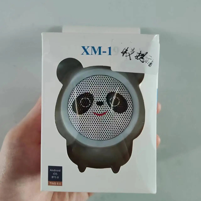 Portable Cute Mini Panda for 5.4 Speaker with Touch Control AirPlay 5 Hours Playtime Plastic Battery Powered