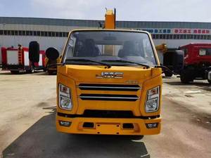 Camión Jiang Ling de Doble Cabina con Grúa Montada en Camión XC-MG de 3.2 Toneladas, Vehículo de Transporte con Grúa Montada - Product Image 2