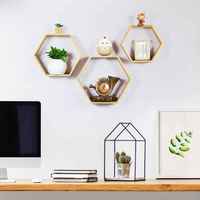 Étagères flottantes hexagonales multifonctionnelles en bambou OEM Sac à épices mural en bois alvéolé pour la cuisine Outil alimentaire vivant