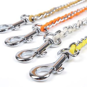 Laisse pour chien personnalisée en chaîne tressée avec maillons métalliques et poignée en sangle pour chiens de taille moyenne à grande, pour la promenade et l'entraînement - Product Image 1