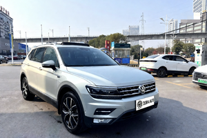 Volkswagen <span class=keywords><strong>Tiguan</strong></span> L 2017 380TSI Automático, Tracción en las Cuatro Ruedas, Edición Ultimate Flagship, SUV de Alto Rendimiento con Tracción Total - Product Image 3