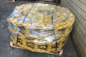 車台部品D20 D40 D50 D53 D65 D80 D85 D155 D275 D355ブルドーザートラックリンクトラックチェーンAssy - Product Image 3