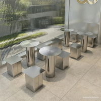 Ensemble table et chaises rondes en acier inoxydable SEM, style moderne et minimaliste, pour café, salon, bar commercial