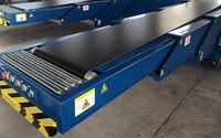 Convoyeur à bande télescopique en acier inoxydable extensible automatique pour le chargement de camions de conteneurs Support OEM