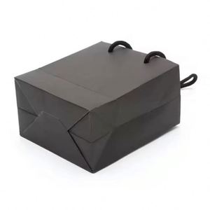 Bolsa de Papel Personalizada Ecológica, Resistente, con Asas, con Logotipo de Lujo, para Ropa, Supermercados y Exposiciones - Product Image 1