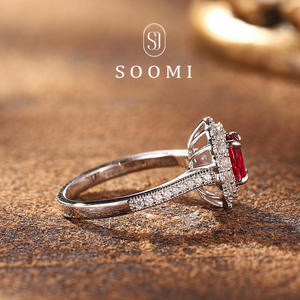 Bague en tungstène de luxe légère, imitation haute qualité, avec pierre rouge sang de pigeon taillée artificiellement, <span class=keywords><strong>bordure</strong></span> en dentelle, classique, passe-partout, ouverte - Product Image 4