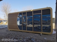 Lit en structure d'acier épaissie Apple Cabin |   Hôtel modulaire en conteneurs en bois et en acier, dortoir, restaurant |   Midcentury respirant