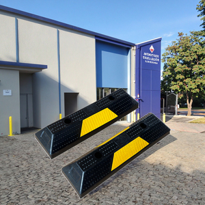 Meta Borracha MR-WSR55YD 550*150*100MM Anti-Skid Anti-Colisão Bloco De Borracha Terra Freios Carro Estacionamento Lote Rolha De Roda Estrada - Product Image 2