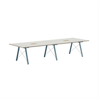Table de conférence rectangulaire moderne et simple en caoutchouc à prix abordable pour salle de formation et bureau multi-personnes