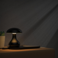 Nuevo diseño Schitec 2 en 1 soporte de cargador inalámbrico con lámpara de noche Led ajustable para Iphone