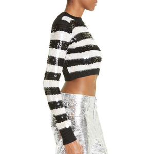 Maglione corto a righe in bianco e nero alla moda maglione corto girocollo lavorato a <span class=keywords><strong>maglia</strong></span> con <span class=keywords><strong>paillettes</strong></span> lavorato a <span class=keywords><strong>maglia</strong></span> in lana da donna - Product Image 5