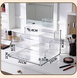 Exhibidor Acrílico Transparente en Forma de Escalón: una Estante de Varios Niveles Sofisticada para Productos de Cuidado de la Piel, Cosméticos y Perfumes - Product Image 6