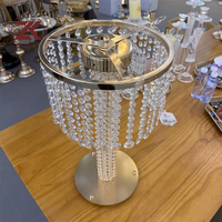 Support de fleurs en métal doré de luxe ZKAI avec perles de cristal, centre de table LED, grand support en cristal pour fête