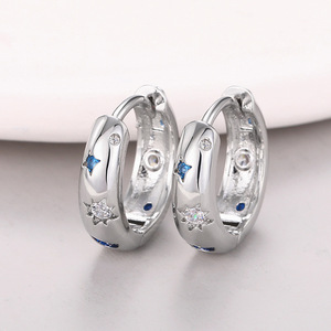Pendientes Micro Pave Star Moon para Mujer, Joyería Fina para Uso Diario - Product Image 2