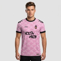 Tenues de football personnalisées HOSTARON pour équipes, ensembles de football vintage par sublimation, uniformes imprimés numériquement, maillots et shorts de football
