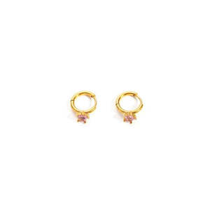 Boucles d'oreilles créoles de mode en acier inoxydable 316L avec placage or PVD, durables et résistantes - Product Image 1