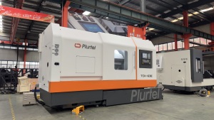 TCK63E TCK63M Plurtel Box Guide y máquina de torno CNC de cama inclinada Centro de máquina de servicio pesado Tipo suizo con máquina CNC de eje Y - Product Image 2