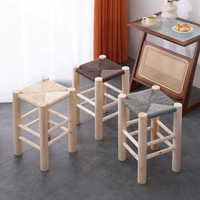 Nouveau tabouret nordique moderne en bois massif