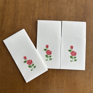 Hete Aanbieding Wegwerp Kleurrijke Diner Servetten 1-laags Zakmodel Op Maat Bestekzakjes met Logo - Product Image 2