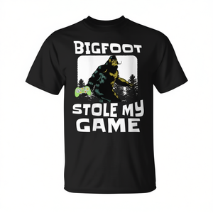 Bigfoot Stole My Game Gamer T-Shirt Design de jeu de tir en première personne - Product Image 2