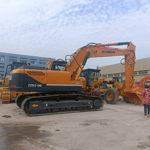 Matériel de construction d'occasion d'origine coréenne Hyundai 225LC-9S 25 tonnes, équipement lourd avec moteur et boîte de vitesses, en vente chaude - Product Image 2