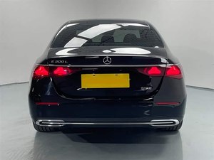 <span class=keywords><strong>Mercedes</strong></span> E300L Luxe 2024, Berline Exécutive à Châssis Long 2.0T+48V <span class=keywords><strong>Hybride</strong></span> Léger - Product Image 3