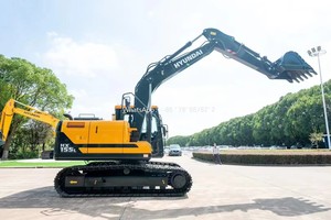 Prix bon marché NOUVELLE pelle Hyundai HX155L en excellent état à vendre - Product Image 3