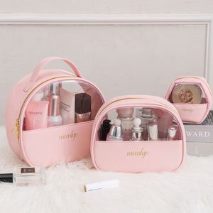 Sac de voyage personnalisé unique de marque rose imperméable, grand format, avec fermeture éclair, fait main, en PVC transparent et PU, pour cosmétiques et maquillage, avec logo et crochet - Product Image 2