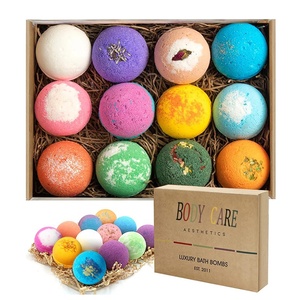 Vente en gros de bombes de <span class=keywords><strong>bain</strong></span> personnalisées en lot de 6, grandes bombes de <span class=keywords><strong>bain</strong></span> avec ingrédients biologiques, pour une utilisation relaxante à domicile, présentées dans un <span class=keywords><strong>coffret</strong></span> cadeau - Product Image 1