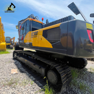 Excavatrice d'occasion à long bras, haute performance et stabilité, modèle 2023, capacité de la benne de 1,4 m, puissance de 170 kW, 30040 kg - Product Image 1