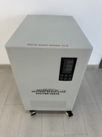 Stabilisateur de tension CA 10 kVA 220 V de type servo, AVR entièrement en cuivre pour équipement de stockage frigorifique TND SVC