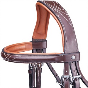 Bride de cheval en cuir de luxe de style anglais, faite à la main, avec frontale personnalisable en couleur et taille (2x3x2m), modèle SULEMAN 0019, accessoire - Product Image 4