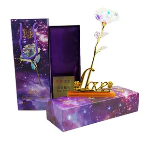 Toptan yapay 24k altın gül ışık ile hediye kutusu ve çanta galaxy sevgililer günü için gül noel hediyesi