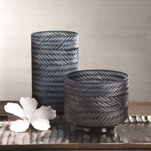 Prix de gros bougie unique de luxe en verre glaçon votive pour la décoration intérieure - Product Image 4