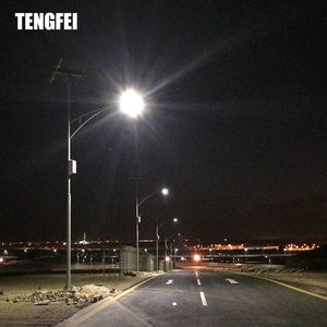 Nuovo modello di personalizzazione 100w 200w elettrica all'aperto strada solare lampione - Product Image 3