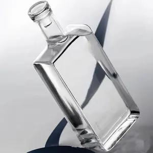 16oz 500ml ग्लास काग शीर्ष ढक्कन फ्लैट वर्ग गिलास शराब शराब भावना के साथ व्हिस्की की बोतल वोदका की बोतल हटना टोपी मुहर