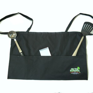 Đen Polyester Cotton Pha Trộn Eo Tạp Dề Biểu Tượng Tùy Chỉnh Thêu Thiết Kế Túi Lớn Ngắn Tạp Dề - Product Image 2