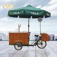 Vélo de bière rétro à trois roues à capacité de charge élevée avec suffisamment d'espace de stockage
