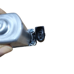 Motor del regulador de la ventana delantera derecha del BMW Serie 3 E46 67628362064 para modelos 00-04 - Product Image 3