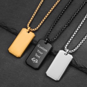 Collier pendentif rectangulaire épais pour homme, en acier titane poli, idéal pour le quotidien et les cadeaux - Product Image 1