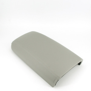 กล่องเก็บของคอนโซลกลางสีเทาของเชฟโรเลต วัสดุ ABS สำหรับติดตั้ง - Product Image 3