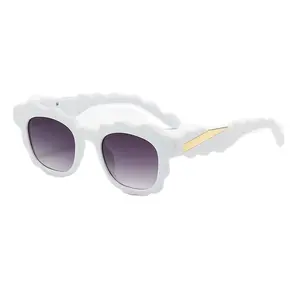 New Style Sunshine Fashion Flower Shape Sunglasses Retro Personalized Travel Sunglasses.