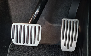 <span class=keywords><strong>Kit</strong></span> de modification de pédale antidérapante pour le modèle 3/Y actualisé de Tesla, y compris les pédales de frein et d'accélérateur, en alliage d'aluminium - Product Image 2