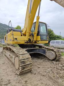 Excavatrice Komat d'occasion PC400-7 PC450-8 PC400-8 40t 45t PC220 PC220-7 PC200-8 PC300 PC360 PC55 PC60 PC800 - Product Image 4