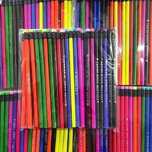 ดินสอไม้ราคาส่งสำหรับเปิดเทอม ราคาถูก รับทำตามสั่ง ขนาด 7 นิ้ว ไส้ดินสอ HB 2B 2H รูปทรงหกเหลี่ยม กลม สามเหลี่ยม พร้อมยางลบ - Product Image 6