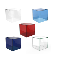 Vente en gros de cubes en acrylique coloré présentoir carré à 5 faces plateau en plexiglas support de magasin de détail boîte de présentation en lucite
