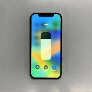 iPhone 12 Ricondizionato Sbloccato a Basso Prezzo, Display Originale da 6.1 Pollici, Smartphone 5G di Alta Qualità - Product Image 3